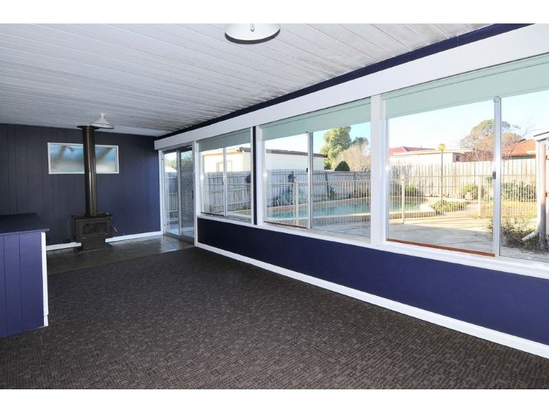 198 Railway Crescent, Dallas VIC 3047