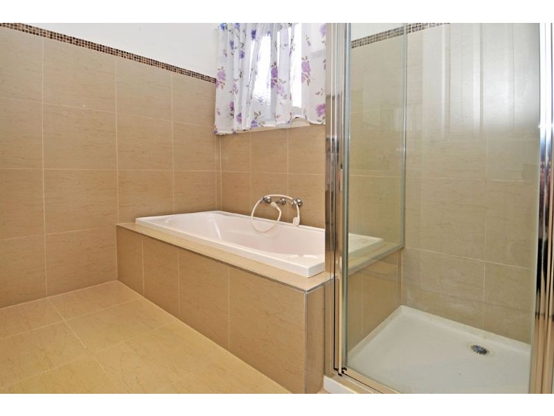 4B Tudor Street, Glenroy VIC 3046