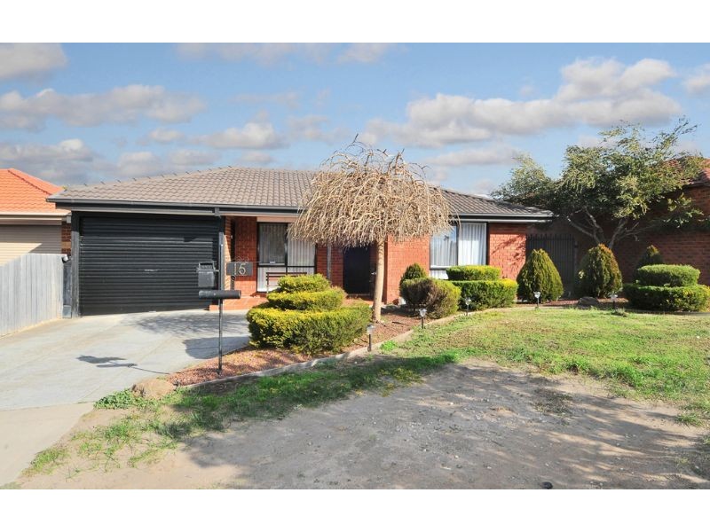 15 Gimlet Close, Meadow Heights VIC 3048