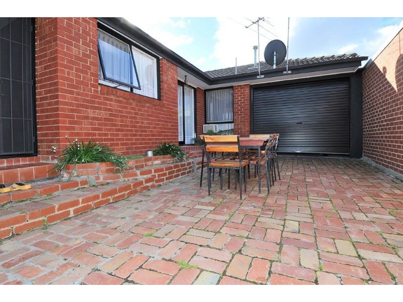 15 Gimlet Close, Meadow Heights VIC 3048
