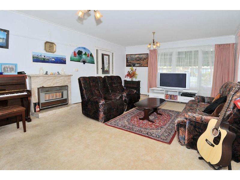 9 Gosford Crescent, Broadmeadows VIC 3047