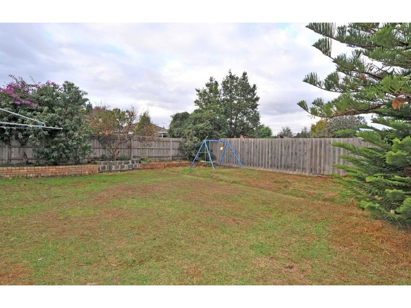 24 South Street, Hadfield VIC 3046