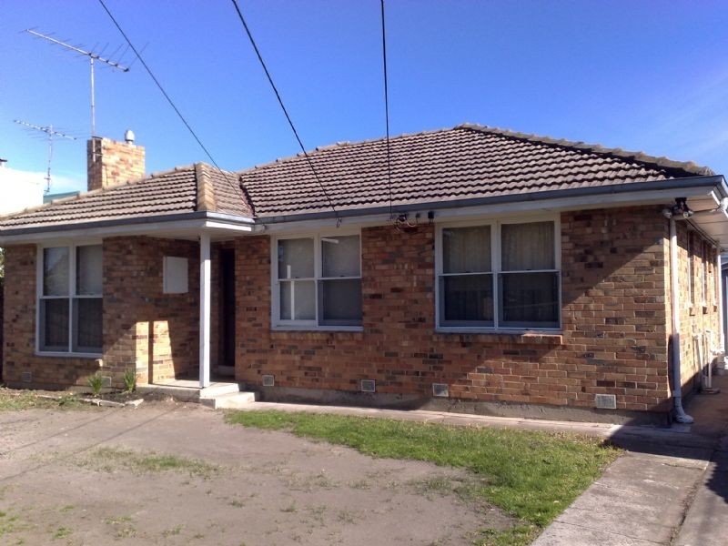 61 Hubert Avenue, Glenroy VIC 3046