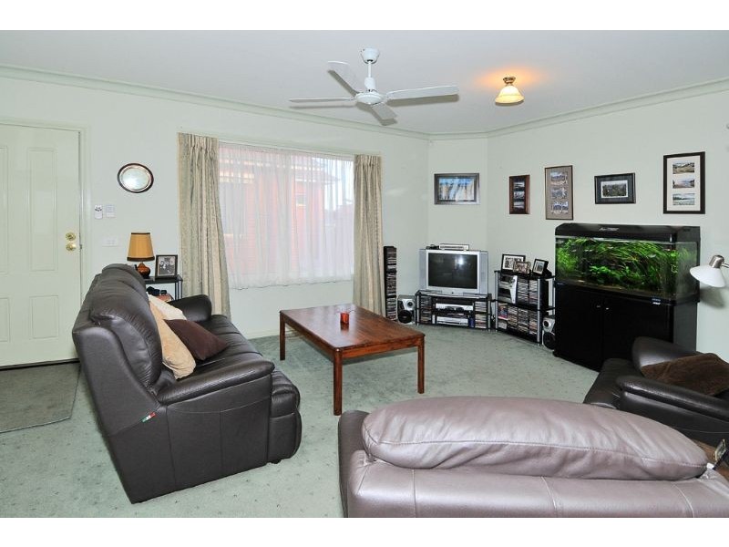4/15 Station Road, Oak Park VIC 3046