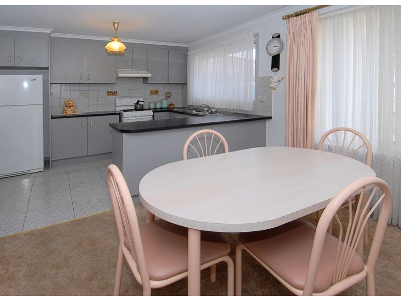 1/4 Nash Court, Meadow Heights VIC 3048