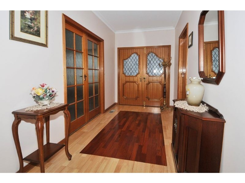 20 Penn Court, Fawkner VIC 3060
