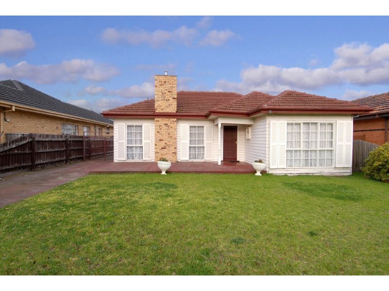 6 Glen Street, Glenroy VIC 3046