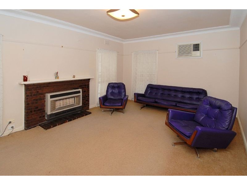 6 Glen Street, Glenroy VIC 3046