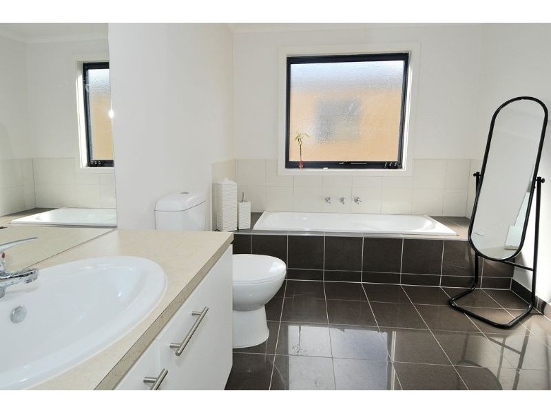 16/213-215 Camp Road, Broadmeadows VIC 3047