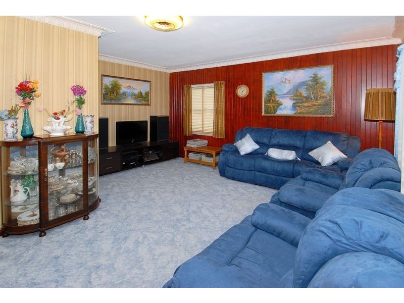 45 Tarana Avenue, Glenroy VIC 3046