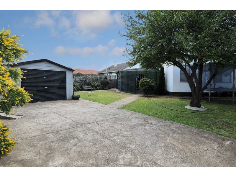 105 Waranga Crescent, Broadmeadows VIC 3047