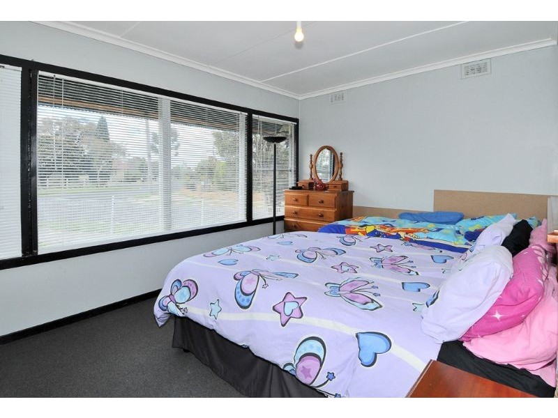 105 Waranga Crescent, Broadmeadows VIC 3047