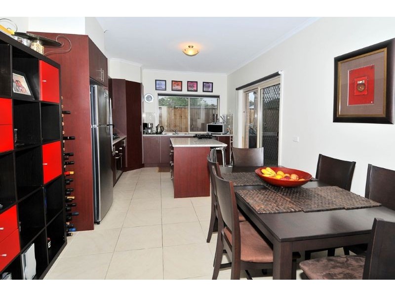 2/3 Mitchell Court, Glenroy VIC 3046