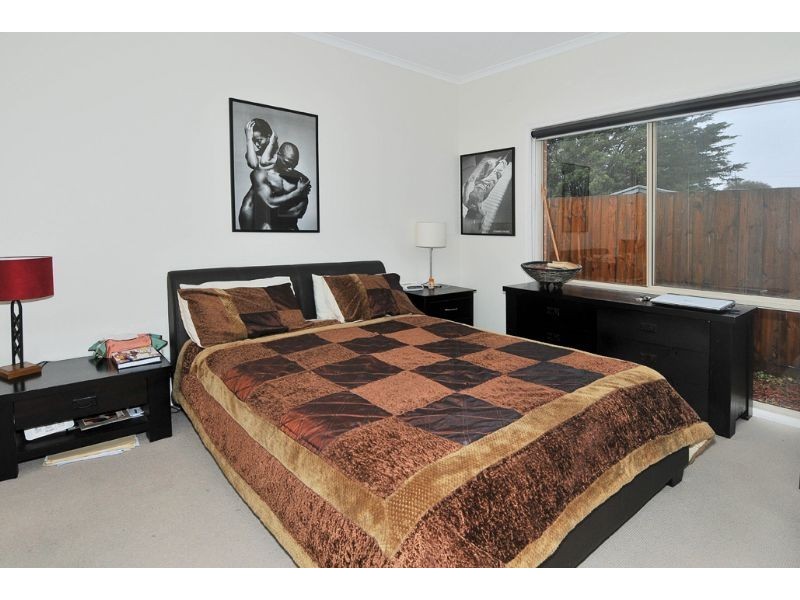 2/3 Mitchell Court, Glenroy VIC 3046