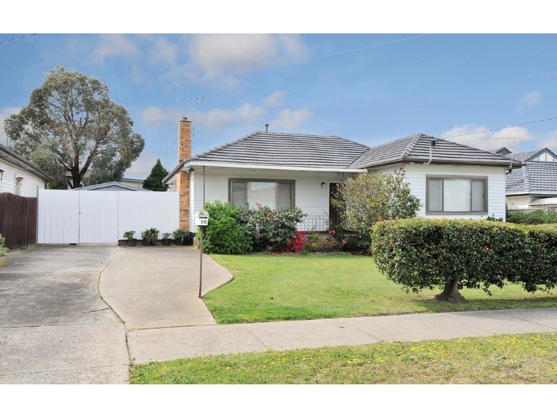 18 Victoria Street, Oak Park VIC 3046