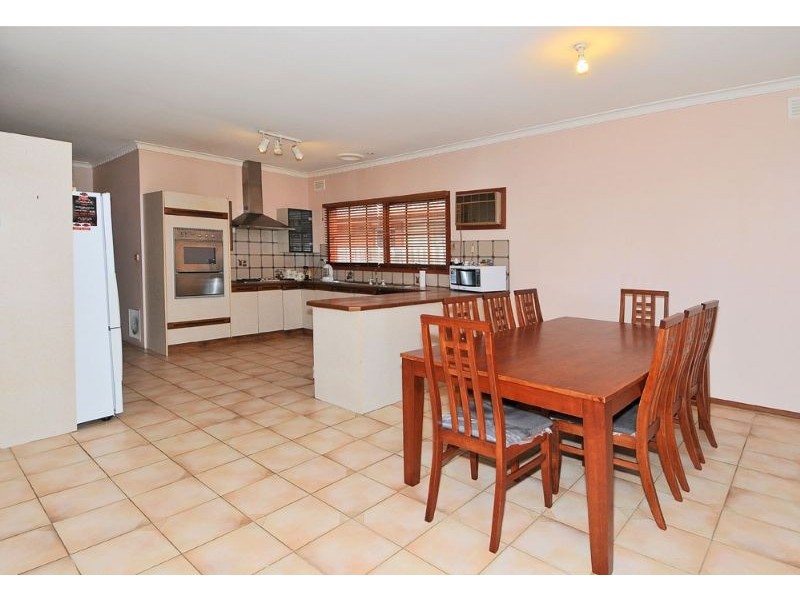 9 Ogden Street, Glenroy VIC 3046