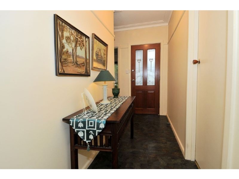 2 St James Street, Hadfield VIC 3046