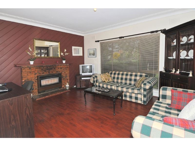 2 St James Street, Hadfield VIC 3046