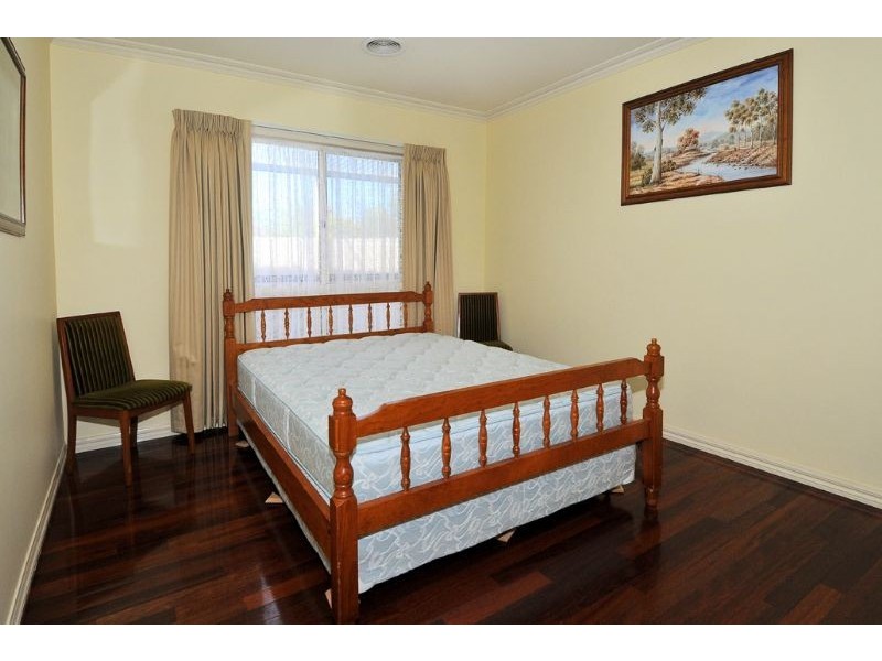 15 Andrew Street, Glenroy VIC 3046