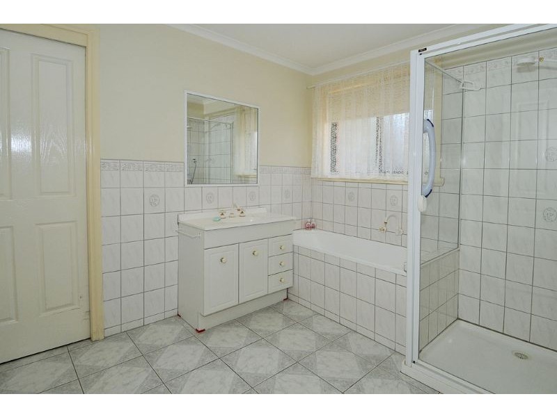 1/37 Finchley Avenue, Glenroy VIC 3046