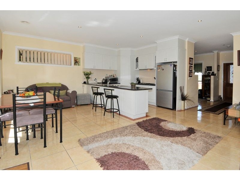 1/116 View Street, Glenroy VIC 3046