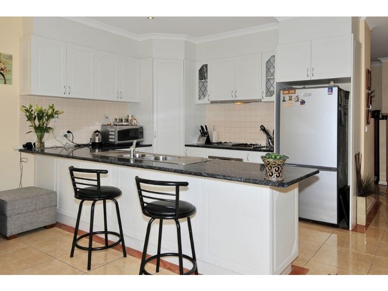 1/116 View Street, Glenroy VIC 3046