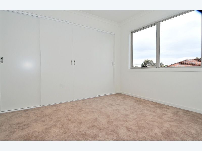 3/82 Glen Street, Glenroy VIC 3046