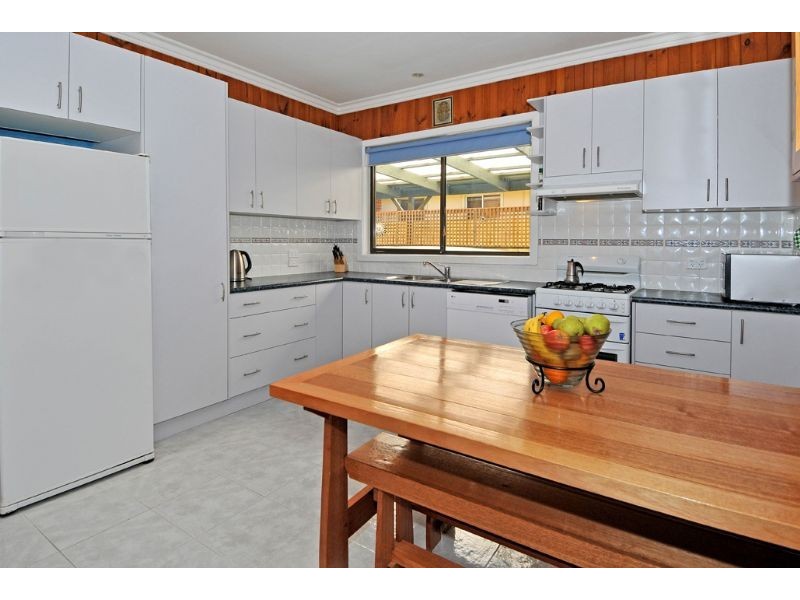 78 Leonard Avenue, Glenroy VIC 3046