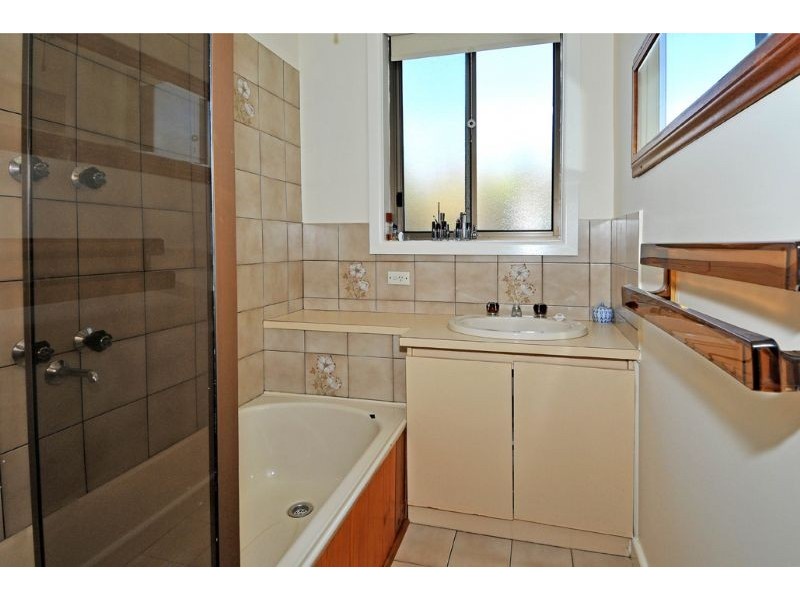 78 Leonard Avenue, Glenroy VIC 3046