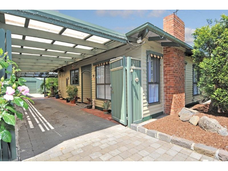 78 Leonard Avenue, Glenroy VIC 3046