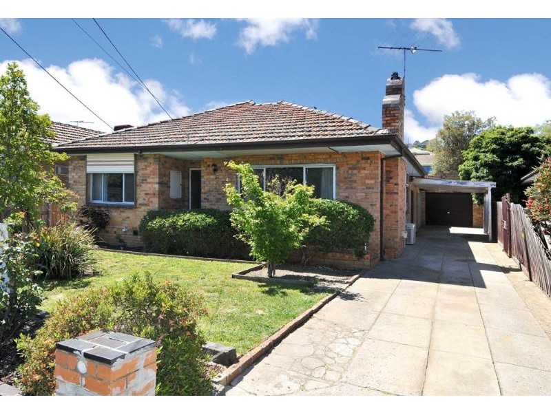 62 Winifred Street, Oak Park VIC 3046