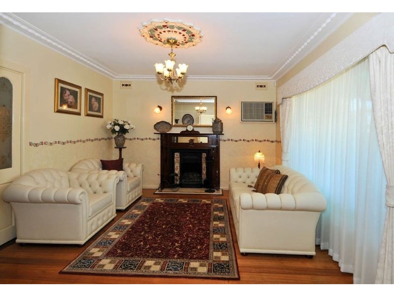 7 Southbox Court, Hadfield VIC 3046