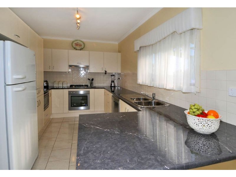 7 Southbox Court, Hadfield VIC 3046