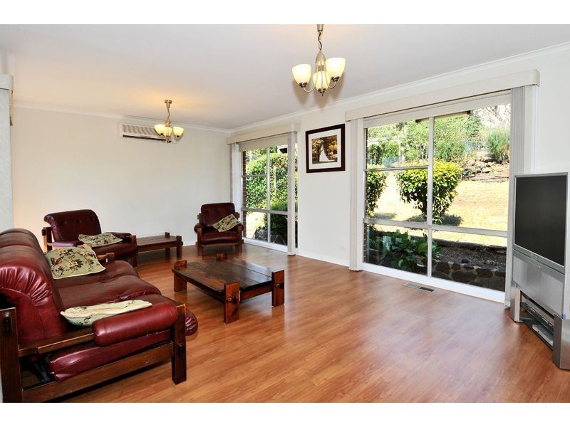 102 Ripplebrook Drive, Broadmeadows VIC 3047