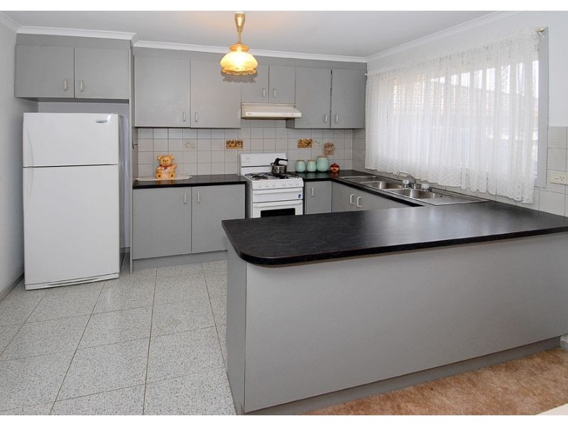 1/4 Nash Court, Meadow Heights VIC 3048