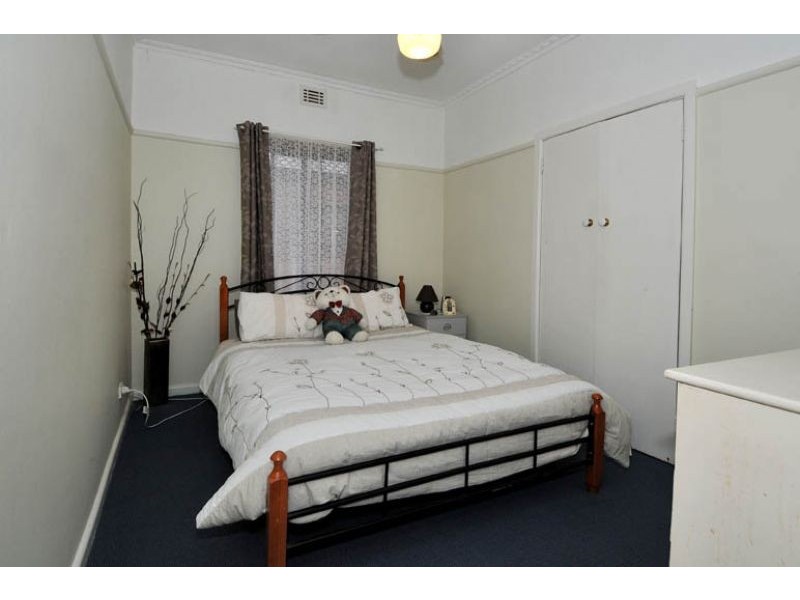66 Everard Street, Glenroy VIC 3046