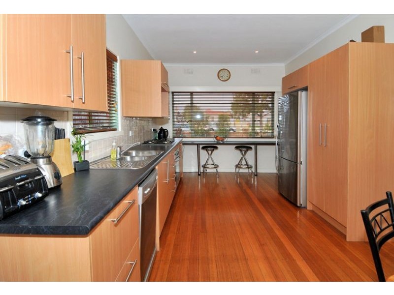 99 Hilton Street, Hadfield VIC 3046