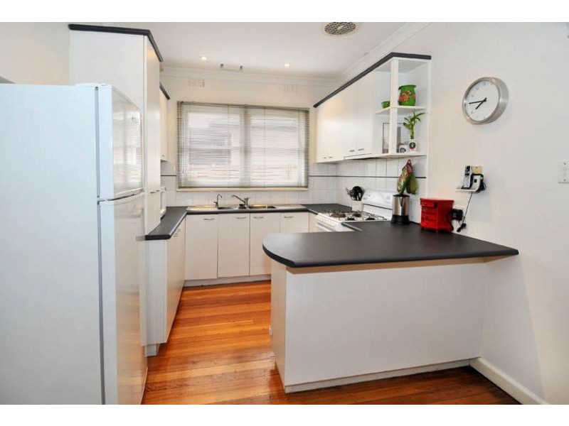 67 Melbourne Avenue, Glenroy VIC 3046