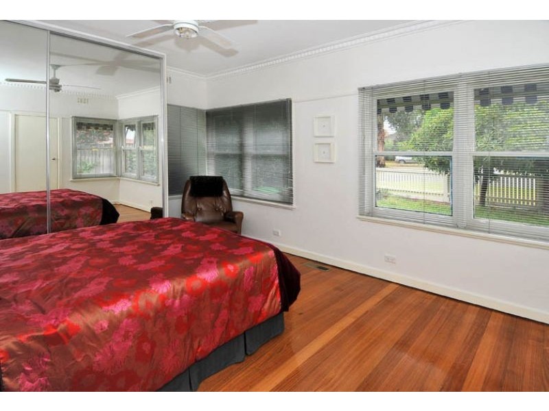 67 Melbourne Avenue, Glenroy VIC 3046