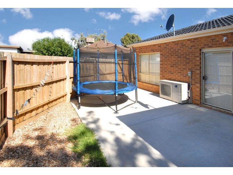 1/4 Cooper Street, Broadmeadows VIC 3047