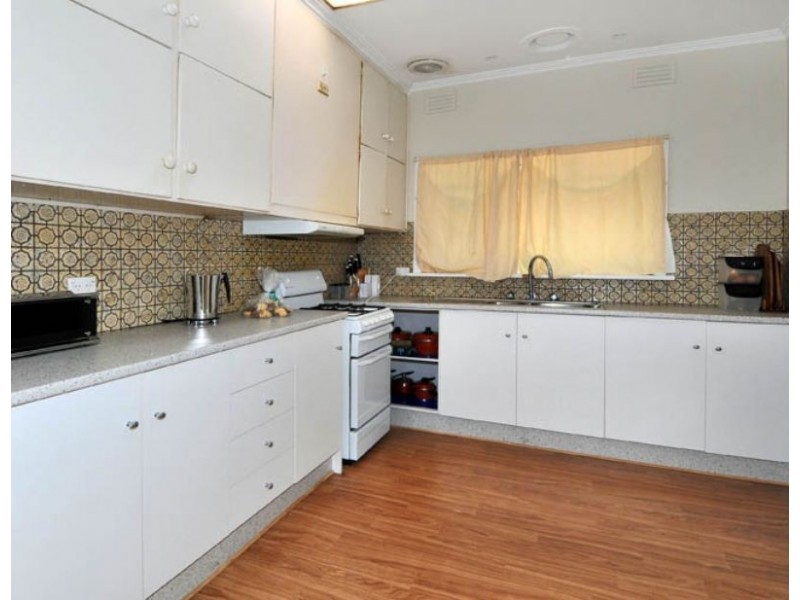 68 Glenroy Road, Glenroy VIC 3046