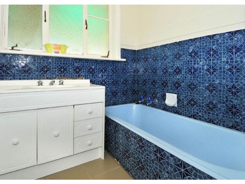 68 Glenroy Road, Glenroy VIC 3046