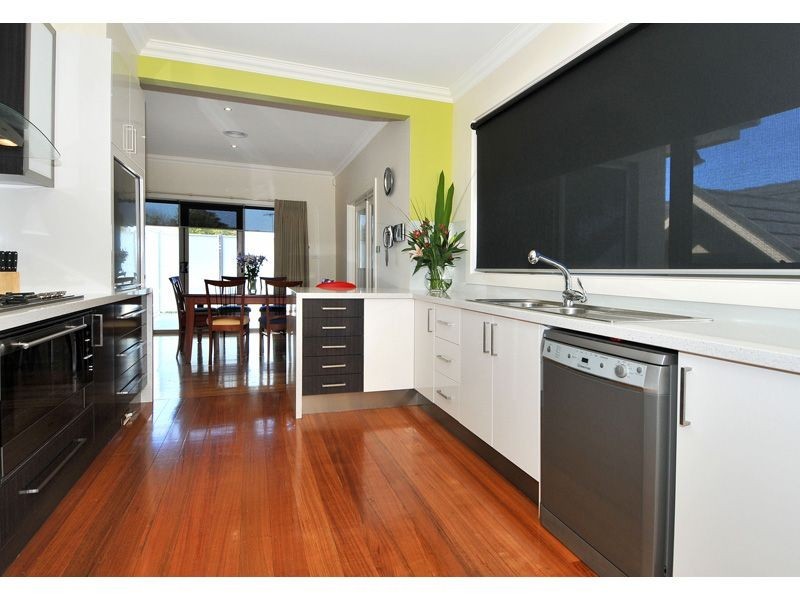 71 Vincent Street, Oak Park VIC 3046