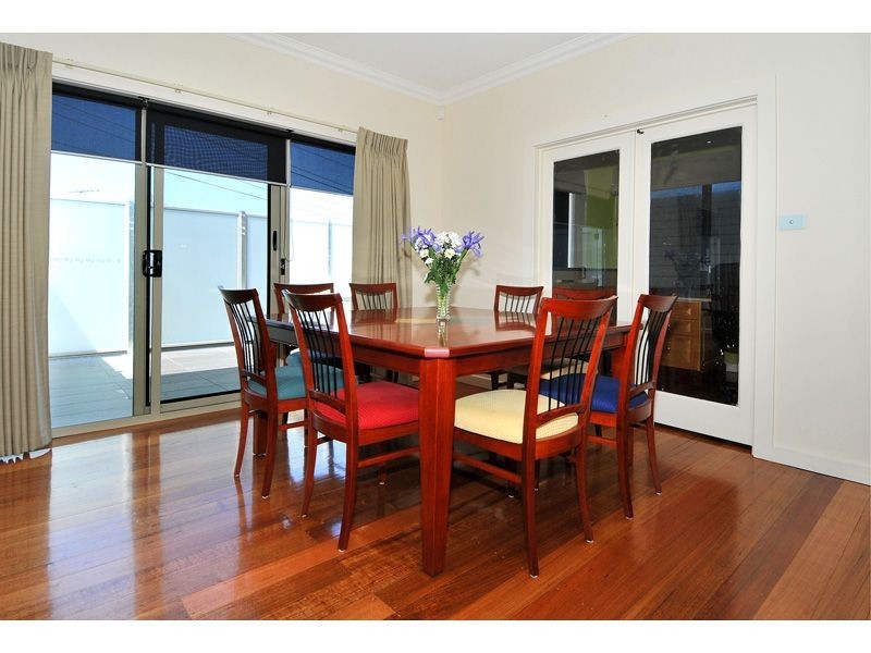 71 Vincent Street, Oak Park VIC 3046