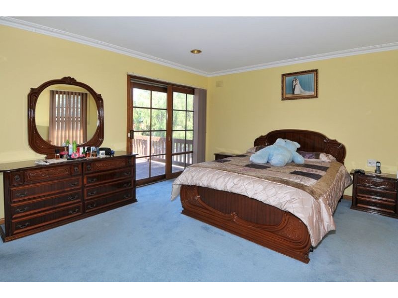 31 Logan Street, Glenroy VIC 3046