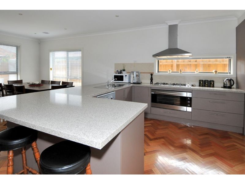 2/59 Paget Avenue, Glenroy VIC 3046