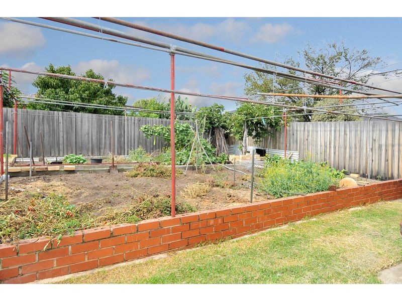 24 Frederick Street, Fawkner VIC 3060