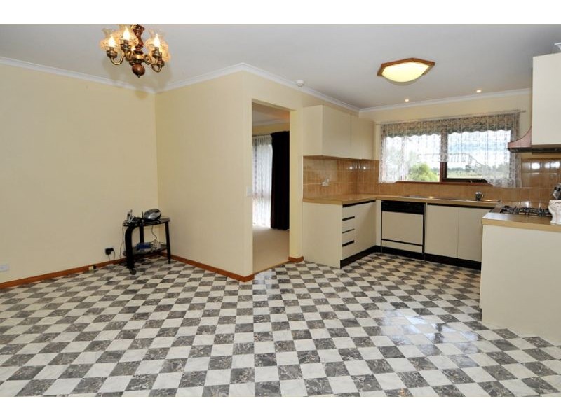 40 Glencairn Crescent, Broadmeadows VIC 3047