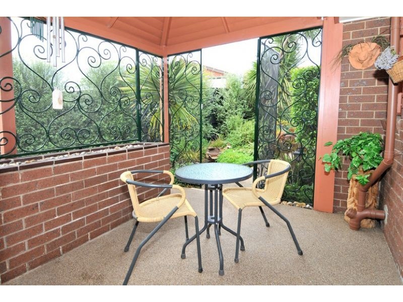 40 Glencairn Crescent, Broadmeadows VIC 3047