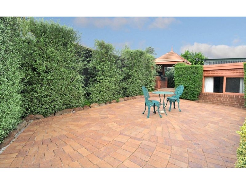 40 Glencairn Crescent, Broadmeadows VIC 3047